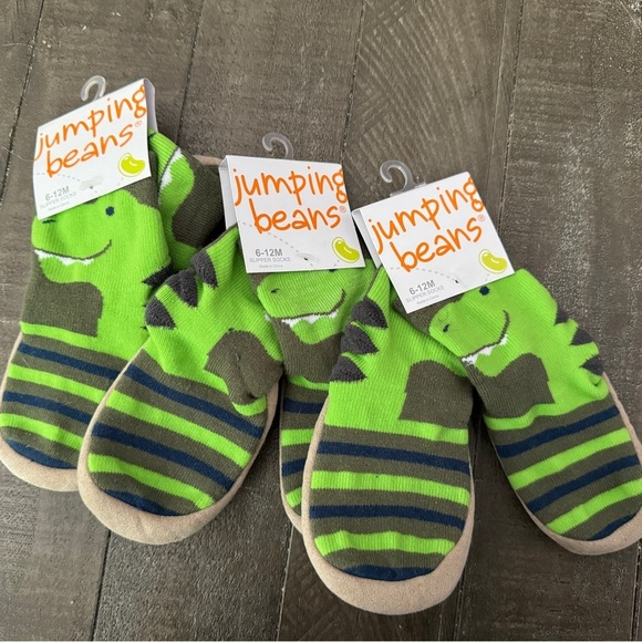 JUMPING BEANS NWT Set Of 3 Dino Slipper‎ Socks With Grips Size 6-12 months - Picture 1 of 3